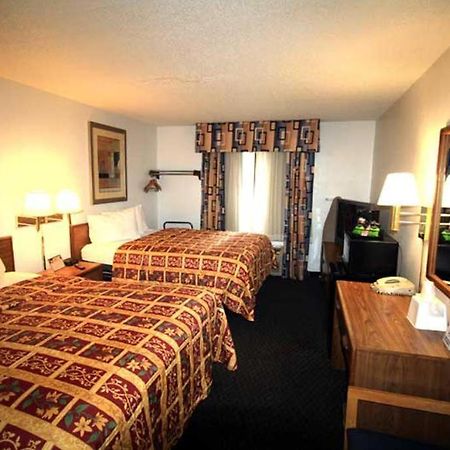 Norwood Inn Minneapolis 로즈빌 외부 사진